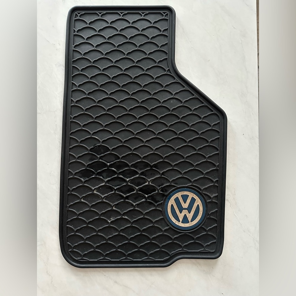 VW Beetle Floor Mats: Set of 4